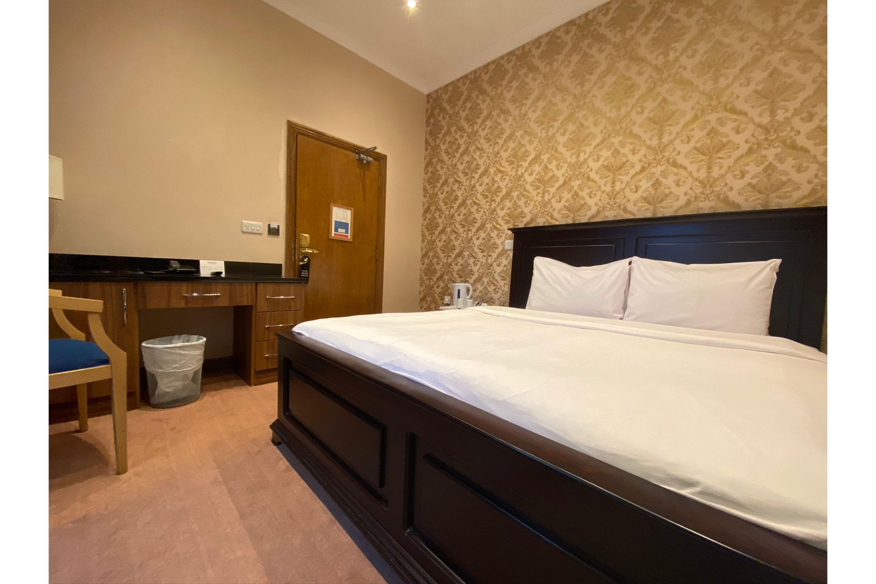 Baylis House Hotel スラウ エクステリア 写真